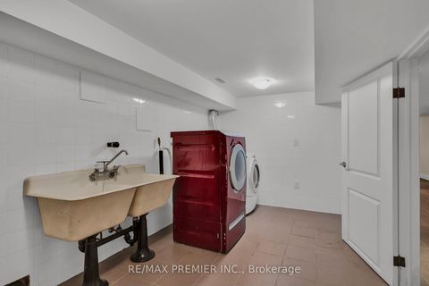 Photo 29 at 215 Grace Street, Little Italy, Toronto