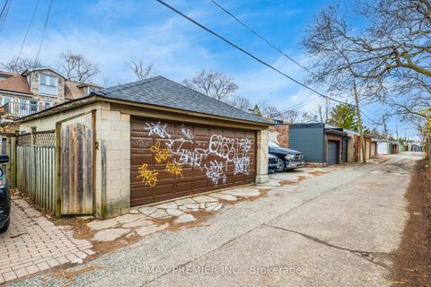 Photo 33 at 215 Grace Street, Little Italy, Toronto