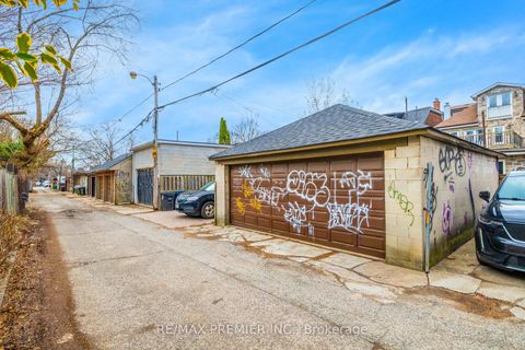 Photo 34 at 215 Grace Street, Little Italy, Toronto