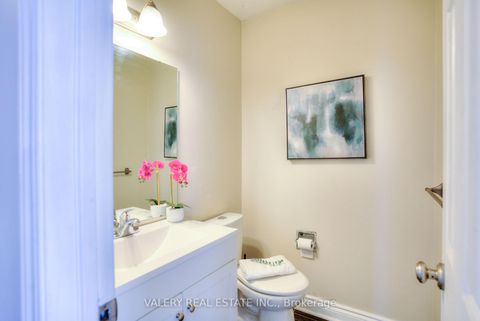 Photo 26 at 848 Attersley Dr Drive, Pinecrest, Oshawa