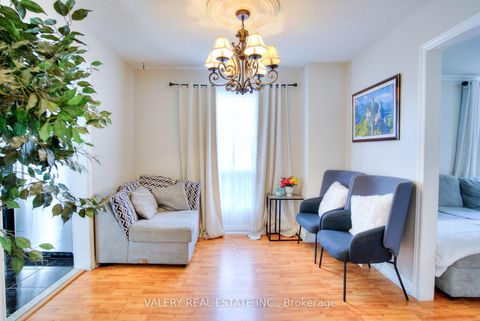 Photo 36 at 848 Attersley Dr Drive, Pinecrest, Oshawa