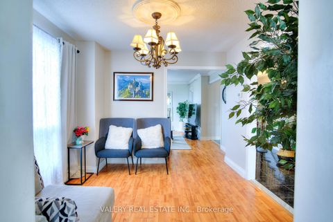 Photo 37 at 848 Attersley Dr Drive, Pinecrest, Oshawa