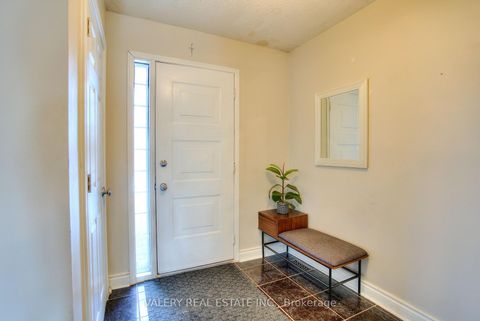 Photo 38 at 848 Attersley Dr Drive, Pinecrest, Oshawa