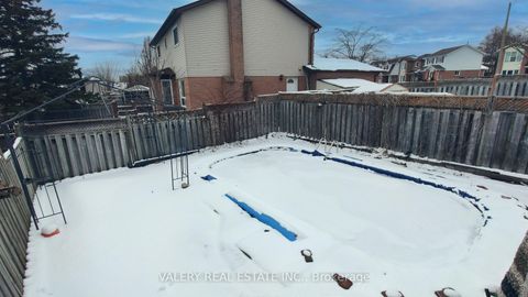 Photo 42 at 848 Attersley Dr Drive, Pinecrest, Oshawa