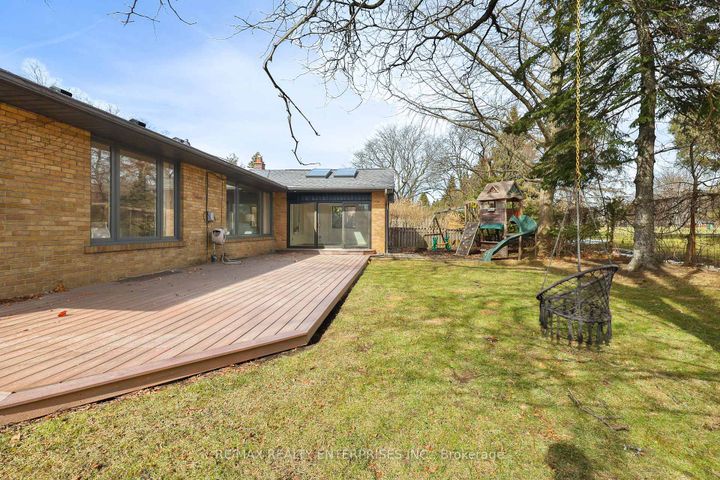 Photo 40 at 1439 Larchview Trail, Lakeview, Mississauga