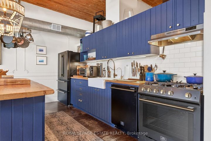 Photo 17 at 216 - 365 Dundas Street E, Moss Park, Toronto