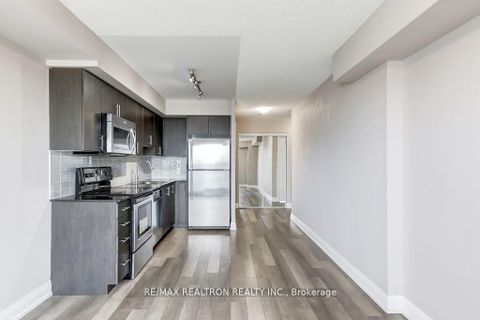 Photo 12 at 615 - 370 Highway 7, Doncrest, Richmond Hill