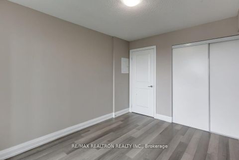 Photo 15 at 615 - 370 Highway 7, Doncrest, Richmond Hill