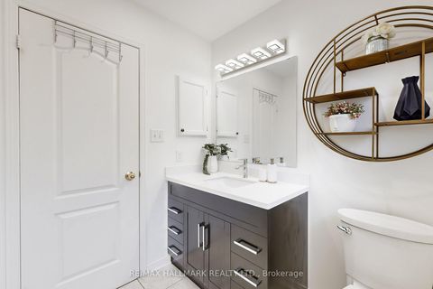 Photo 24 at 129 Knapton Drive, Woodland Hill, Newmarket