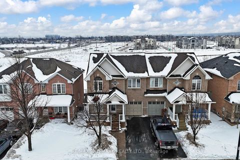 Photo 41 at 129 Knapton Drive, Woodland Hill, Newmarket