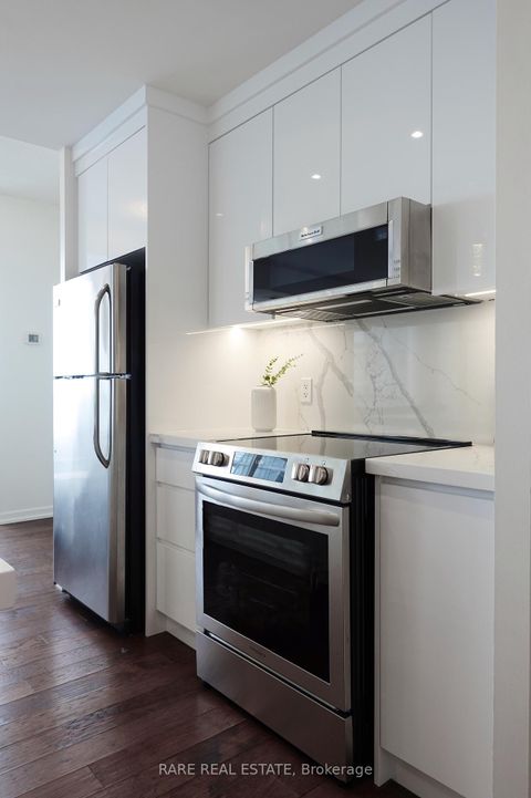 Photo 14 at 2006 - 70 Forest Manor Road, Henry Farm, Toronto