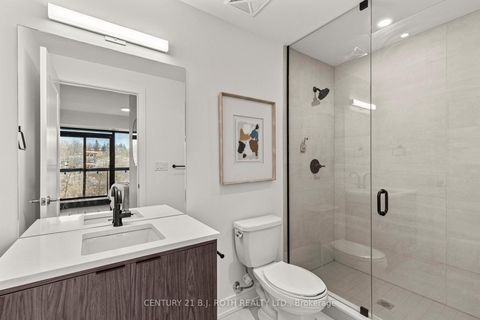 Photo 14 at 715 - 185 Dunlop Street E, Lakeshore, Barrie