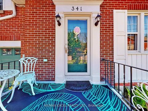 Photo 3 at 341 Richmond Street E, O'Neill, Oshawa