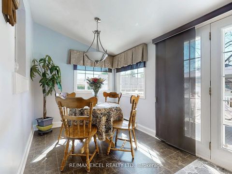 Photo 12 at 341 Richmond Street E, O'Neill, Oshawa