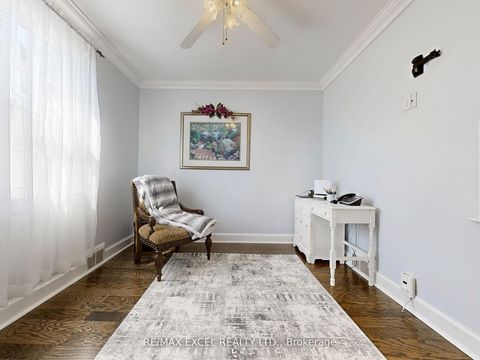 Photo 16 at 341 Richmond Street E, O'Neill, Oshawa