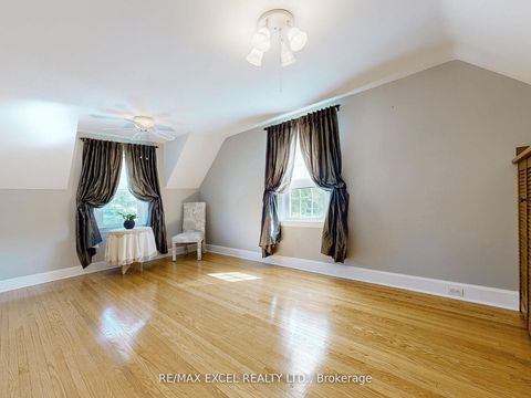 Photo 19 at 341 Richmond Street E, O'Neill, Oshawa