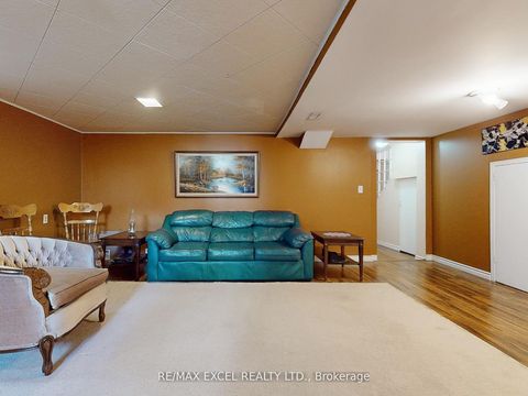 Photo 33 at 341 Richmond Street E, O'Neill, Oshawa