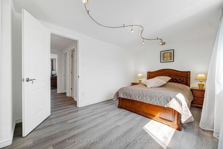 Photo 27 at 20 Elsa Vine Way, Bayview Village, Toronto