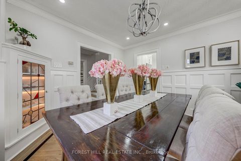 Photo 14 at 607 Spadina Road, Forest Hill South, Toronto