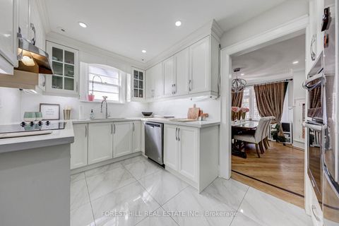 Photo 17 at 607 Spadina Road, Forest Hill South, Toronto