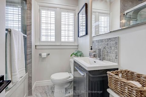 Photo 21 at 607 Spadina Road, Forest Hill South, Toronto