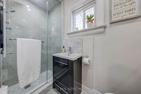 Photo 24 at 607 Spadina Road, Forest Hill South, Toronto
