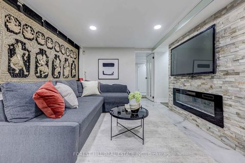 Photo 32 at 607 Spadina Road, Forest Hill South, Toronto