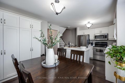 Photo 9 at 32 Mugford Road, Bayview Wellington, Aurora