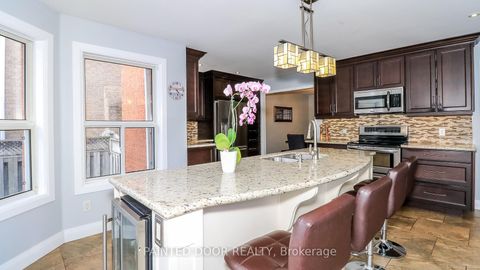 Photo 8 at 96 Ward Drive, Painswick South, Barrie