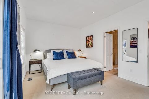 Photo 22 at 50 Stanley Terrace, Niagara, Toronto