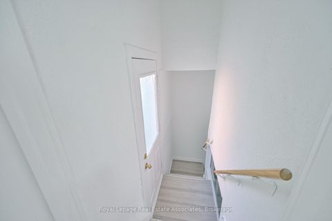 Photo 13 at 20 East Drive, Smythe, Toronto