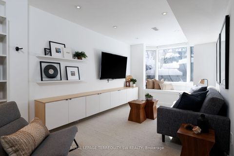 Photo 40 at 96 Summerhill Avenue, Moore Park, Toronto