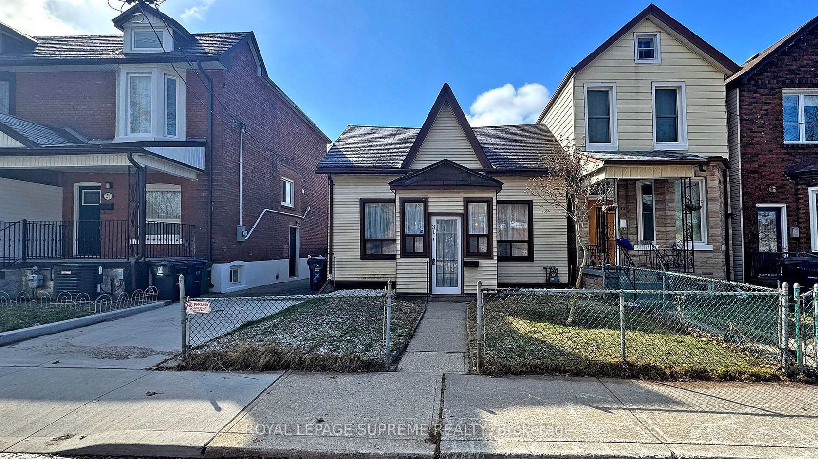 31 Shirley Street, Little Portugal, Toronto 