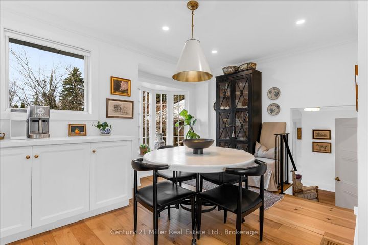 Photo 12 at 194 SOLINGATE Drive, BR Bronte, Oakville