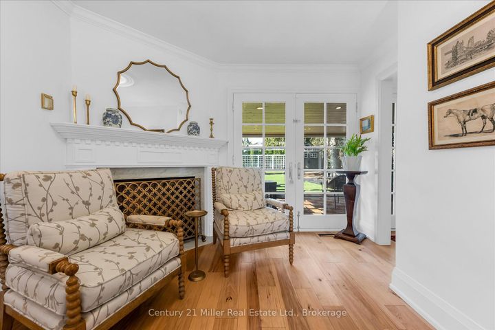 Photo 17 at 194 SOLINGATE Drive, BR Bronte, Oakville