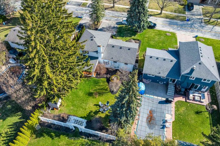 Photo 39 at 194 SOLINGATE Drive, BR Bronte, Oakville