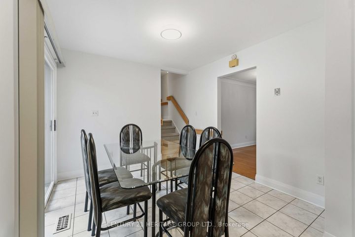 Photo 8 at 12 Roland Road, Falkirk, Hamilton