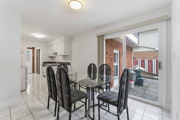 Photo 10 at 12 Roland Road, Falkirk, Hamilton