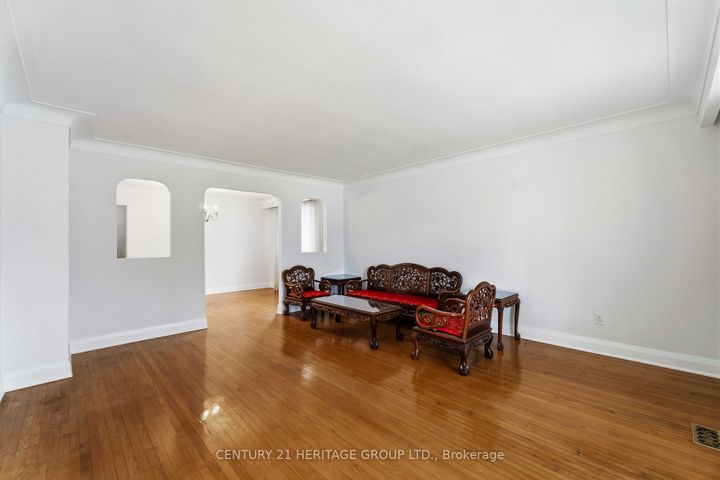 Photo 12 at 12 Roland Road, Falkirk, Hamilton