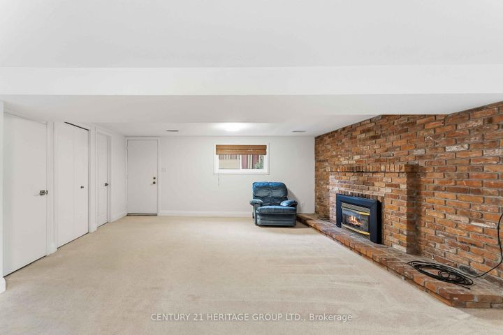 Photo 18 at 12 Roland Road, Falkirk, Hamilton