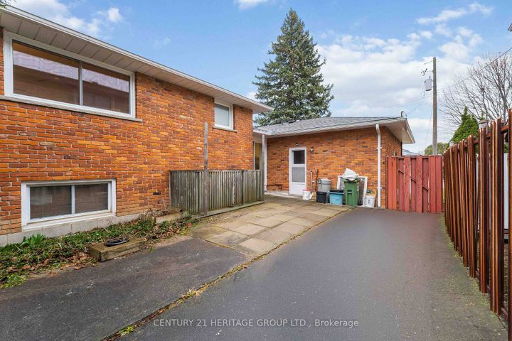 Photo 28 at 12 Roland Road, Falkirk, Hamilton