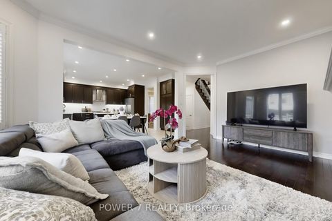 Photo 13 at 1276 Shortreed Terrace S, Wyndham, Newmarket