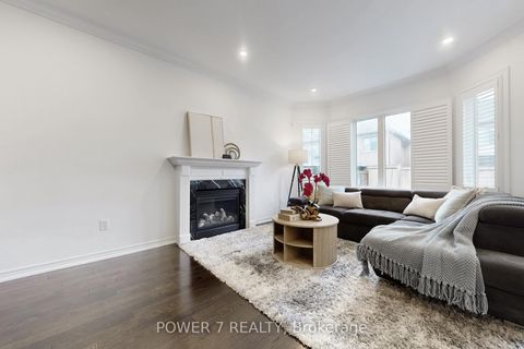 Photo 14 at 1276 Shortreed Terrace S, Wyndham, Newmarket