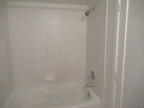 Photo 10 at 1409 - 20 Blue Jays Way, Waterfront Communities C1, Toronto