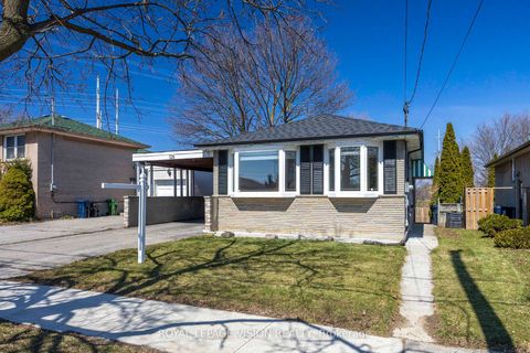 Photo 1 at 126 MILFORD HAVEN Drive, Morningside, Toronto