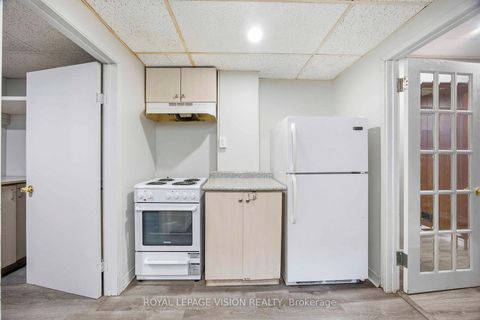 Photo 23 at 126 MILFORD HAVEN Drive, Morningside, Toronto
