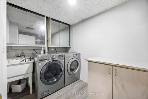 Photo 26 at 126 MILFORD HAVEN Drive, Morningside, Toronto