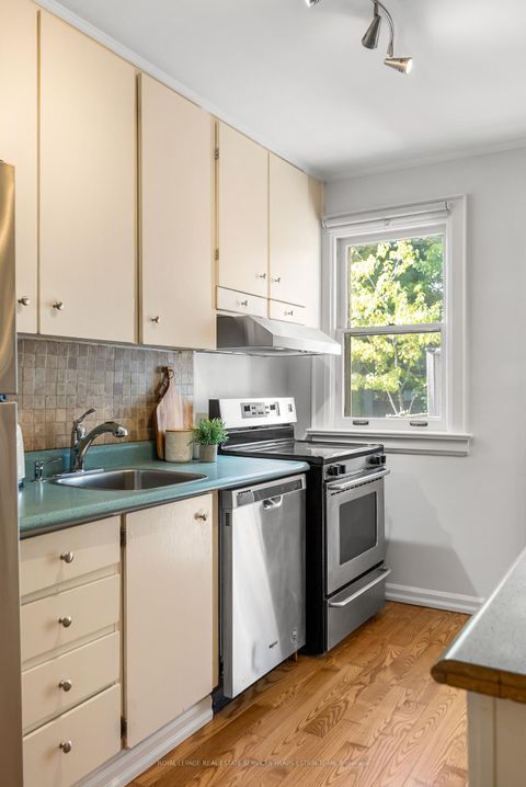 Photo 10 at 26 MacNaughton Road, Leaside, Toronto