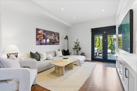 Photo 13 at 46 Melville Avenue, Annex, Toronto