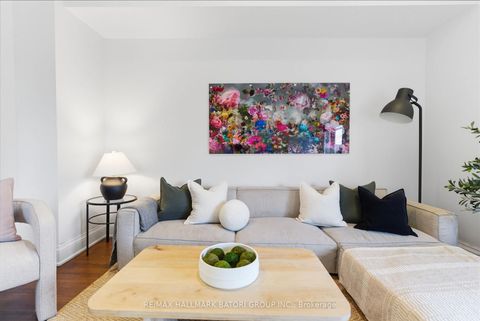 Photo 15 at 46 Melville Avenue, Annex, Toronto